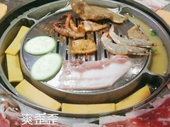 -哈哈碳都·牛肋条无限自助烤肉(宝龙店)