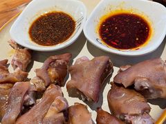 熏猪手-先启半步颠小酒馆(白麓里店)