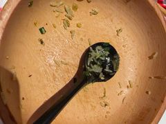 -肥肥虾庄·金牌油焖大虾(汉街SKP店)
