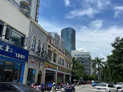 -老长沙湘菜馆(凤凰路店)