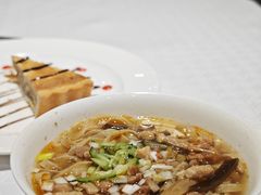 手擀豆面-弘雅饭店