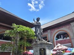 -乌布德传统市场