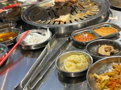 -哈哈碳都·牛肋条无限自助烤肉(宝龙店)