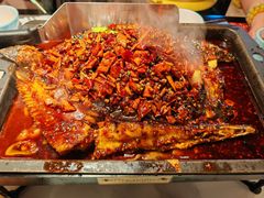 -江边城外烤全鱼(世茂广场店)