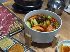 -汉城烤肉·黑金冠(华山路店)
