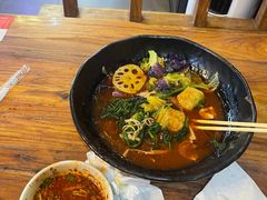 -万记麻辣烫国展总店