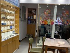 -亿视康青少儿眼镜(五官科店)