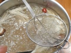 -牛满溢·自助潮汕鲜牛肉火锅(龙汇路店)