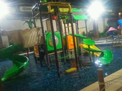 -泉城欧乐堡戏水湾艺术养生温泉