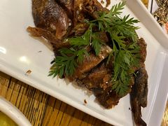 爱啤特色烤鸭-爱啤精酿·民谣酒馆(滨江店)