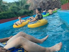 -平湖九龙山乐满地水上乐园