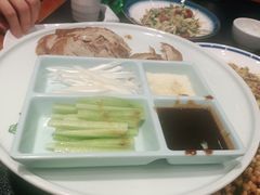 -紫光园·烤鸭·北京菜(团结湖店)