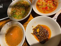 -老牌坊云南鱼豆花火锅(爱建店)