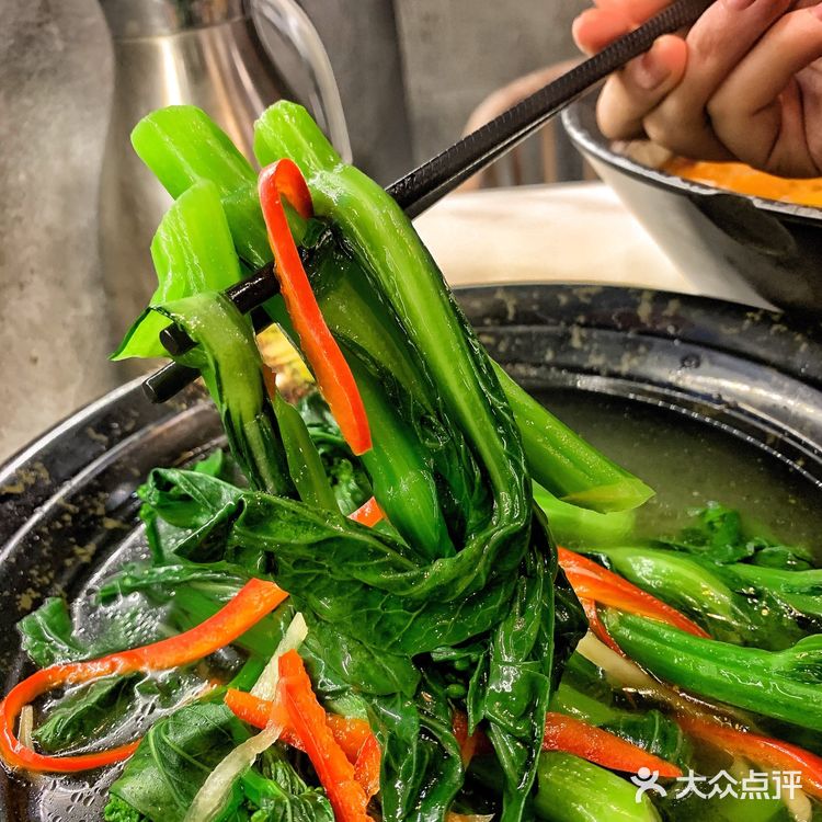 🆘朋友不顾形象嗦手指‼️比脸大蓝龙夸张了‼️
