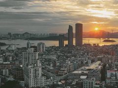 -荣誉国际酒店-云顶旋转餐厅