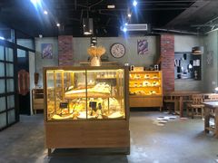 门面-啊噗吐呦现场烘焙(麦凯乐店)