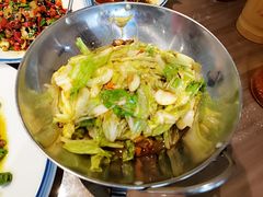 -有红鸡毛店·川菜(建设路店)