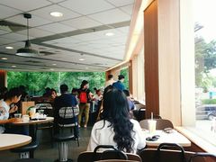 靠窗位-麦当劳(东方时代广场分店)