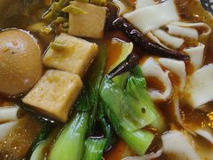 -皖佬板安徽牛肉板面(西站食宝街店)