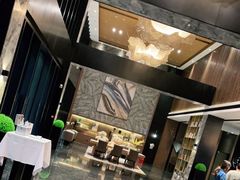 -乔治莫兰迪酒店(济南解放路山东大学店)