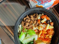 -陇上秦轩西安biangbiang面(朝龙汇店)