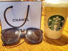 -星巴克(西藏路店)