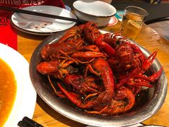 -李双猪·小龙虾·烧烤·羊肉煲(乐山店)