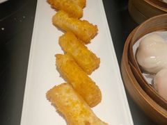 炸酸奶-高第街56号港式餐厅·精选(世茂广场宽厚里大明湖店)