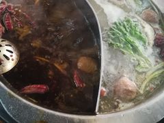 -百口川老火锅(西科大新区店)