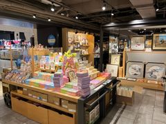 -猫的天空之城概念书店(苏州诚品店)