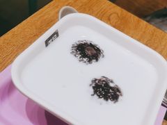 海底椰白雪黑糯米-满记甜品(岭南新天地店)