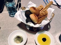 餐前面包-北京金融街丽思卡尔顿酒店·意味轩 Cepe