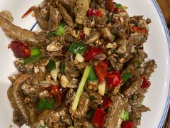 香煎金鞭溪小鱼-印象鲵宴·张家界地标美食名片(溪布街店)