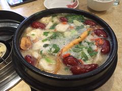 -英子补身汤(海兰路店)