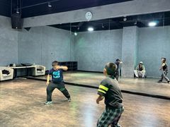 -零下舞度·街舞连锁机构(万科中心店)