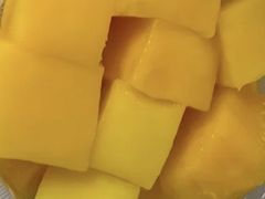 -广信牛奶甜品世家(台东店)