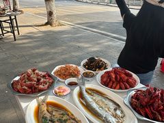 -丹水桥地锅鱼·翘嘴鲌·地方特色全鱼宴(丹江口大坝店)