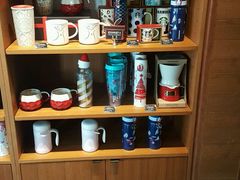 零售区-星巴克(大连金州安盛店)