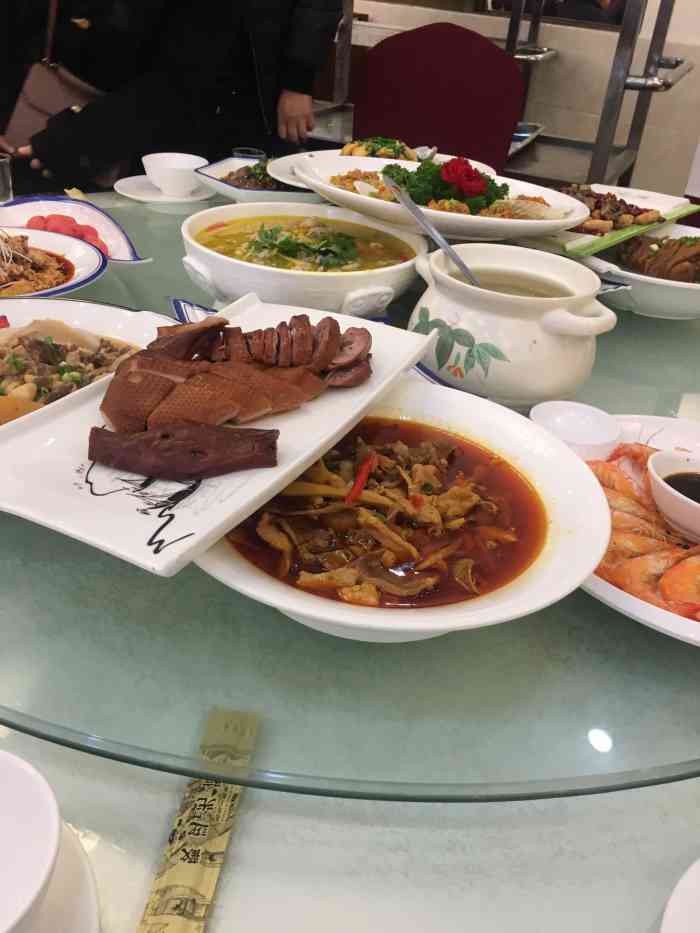 味上食府"这家店说实话师傅做菜口味还是很棒的 位置.