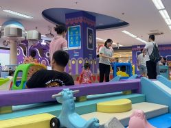 -孩子王童乐园(马群店)