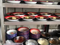 自助调料区-咏勝锑锅麻辣烫(净居寺路总店)