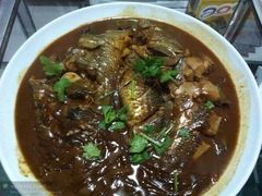 白洋淀炖杂鱼-鲜鱼居饭店