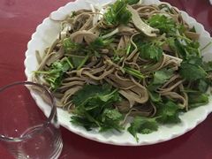 -溢心园香河肉饼总店