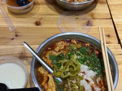 -柳州肥姨妈大骨螺蛳粉(曹路店)