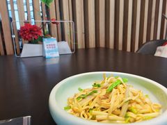 -RIVIERA 松鹤楼(外滩店)