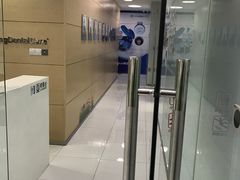 -岳辰齿科(浦东长泰店)