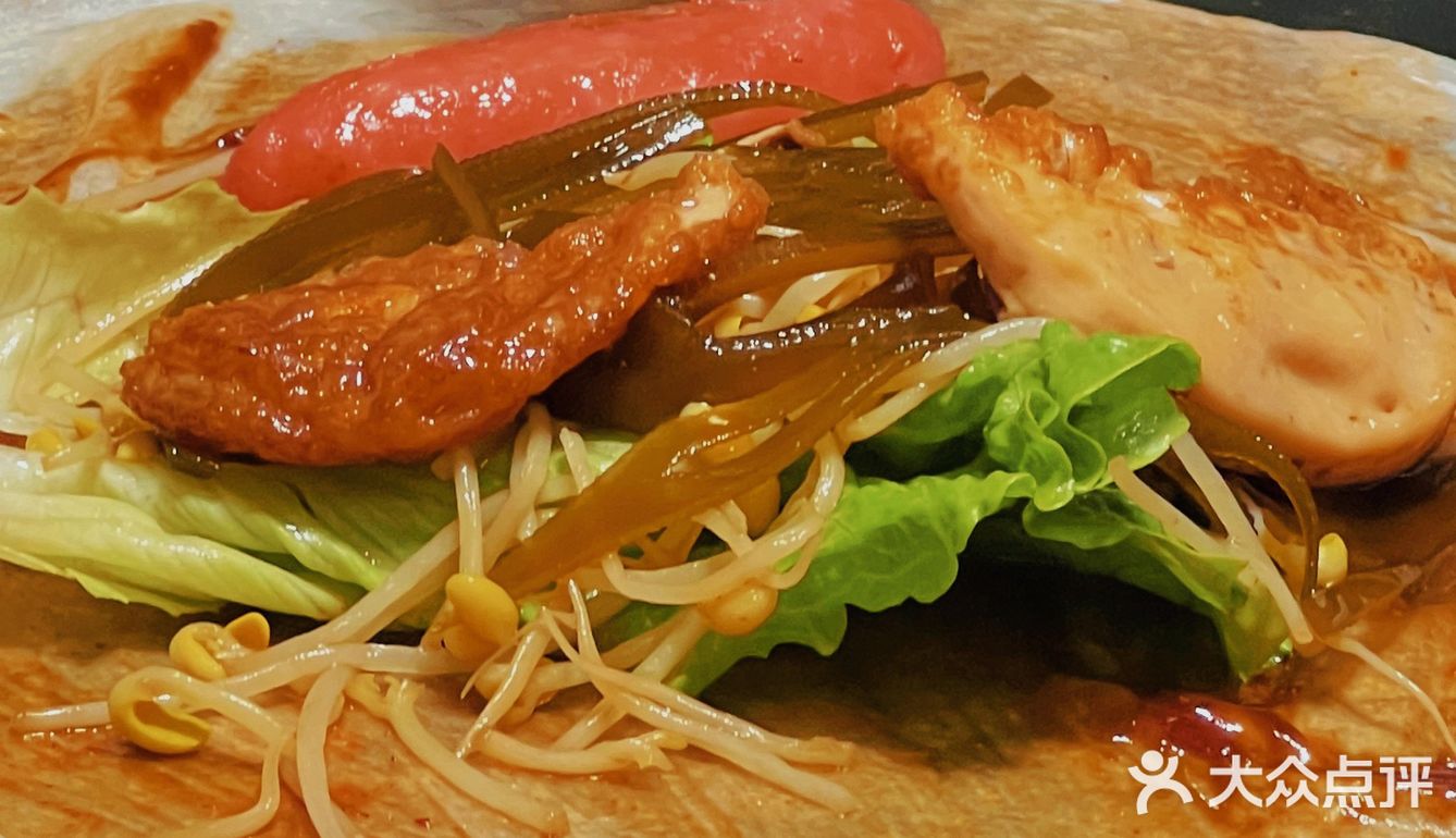 广州📍地铁口挖到巨多料的凉皮卷卷🤤8r一个