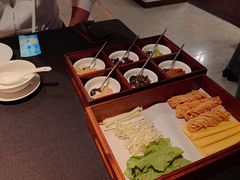-鲁采LU STYLE(新天地店)