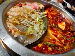 -沸炉重庆老火锅(军事博物馆店)