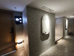 -闲隅江景艺术酒店(解放碑洪崖洞总店)
